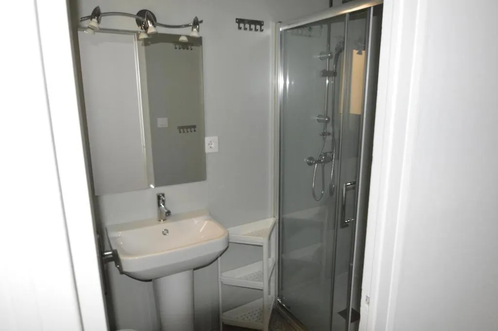 Roses Center 6 Apartment